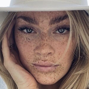 Swantje Paulina, 29 (Instagram Star)