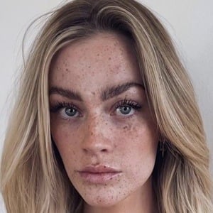 Swantje Paulina, 29 (Star d'Instagram)