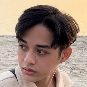 syafit, 28 (Instagram Star)