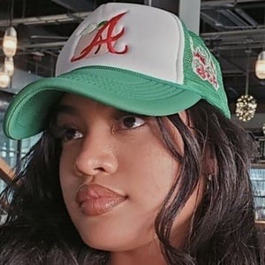 Sydney Grace Brooks, 26 (TikTok明星)