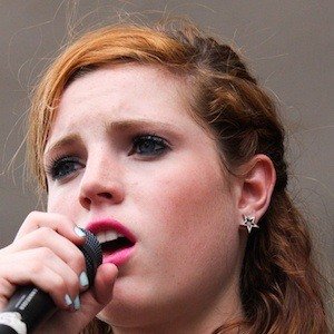 Sydney Sierota, 28 (流行歌手)