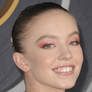 Sydney Sweeney, 28 (Actriz de Cine)