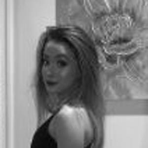 Sydney Valarose, 20 (TikTok Star)