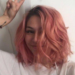 Sydnie Avery, 30 (Blogger)