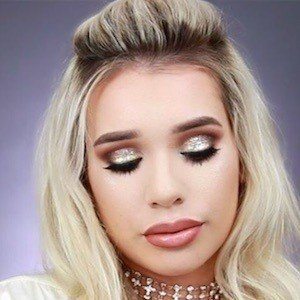 Sylvia Gani, 31 (YouTube-ster)