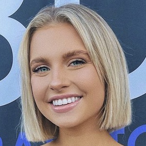Sylvia Van Hoeven image 4