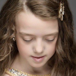 Symonne Harrison, 19 (TV Actress)