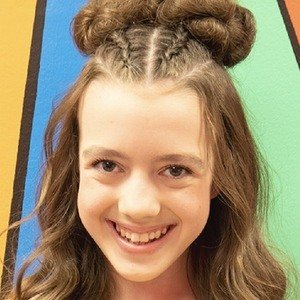 Symonne Harrison, 19 (TV-actrice)
