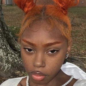 Szasistermia, 21 (TikTok Star)