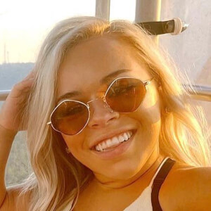 Tabbi (TikTok Star) - Age, Birthday, Bio, Facts, Family, Net Worth ...