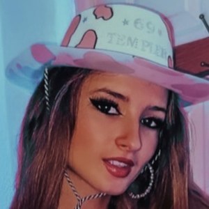 Tabitha Templer, 24 (TikTok明星)