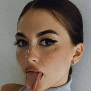 TAELA, 26 (TikTok Star)