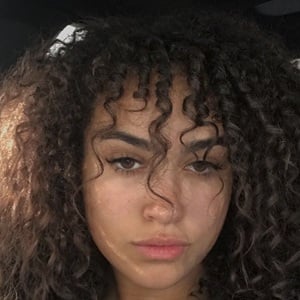 Tala Othman, 26 (Instagram Star)