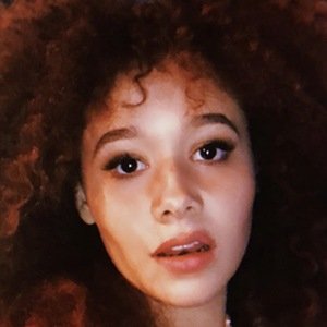 Talia Jackson, 24 (Attrice TV)