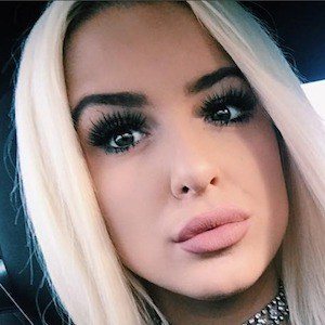 Tana Mongeau, 27 (YouTube明星)
