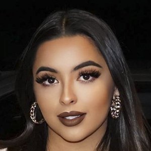 taniabombon image 15