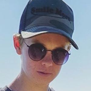Tanner Fox, 25 (YouTuber)