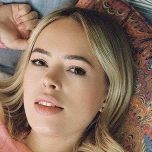 Tanya Burr, 36 (Attrice TV)