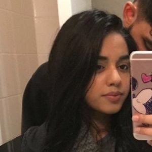 Tanya Slays, 27 (Estrella de Instagram)