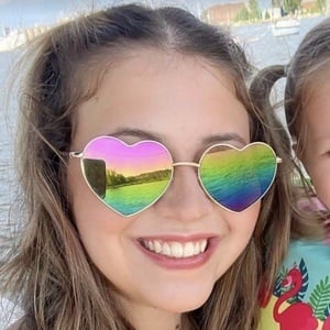 Tara Cochran, 29 (TikToker)