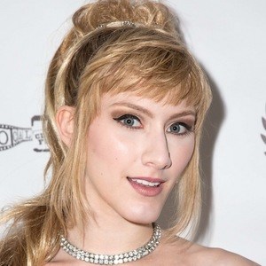 Tara Nicole Azarian, 26 (Cosplayer)