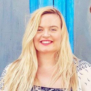 Tara Povey, 36 (Blogger)