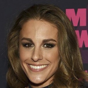 Tara Thompson image 6