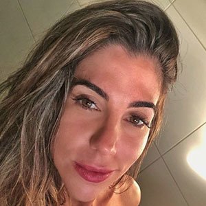 Tati Amado, 57 (Estrella de Instagram)