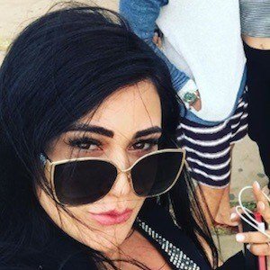 Tati Neves image 5