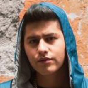 Tavo Betancourt, 30 (配音演员)