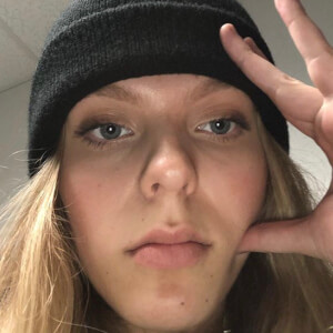 Taylor Audrey, 21 (YouTube Star)