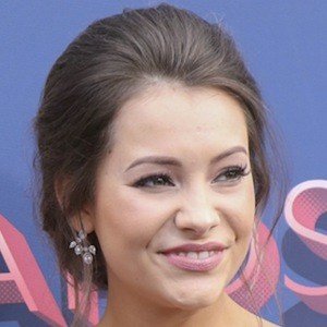 Taylor Dye, 30 (Country Singer)