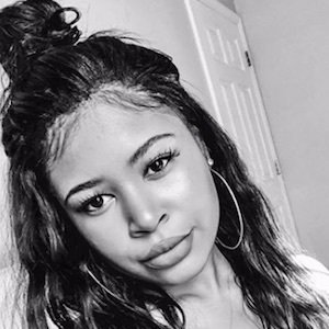 Taylor Faye, 28 (YouTube Star)