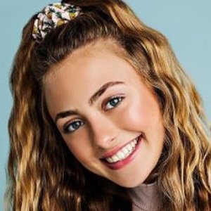 Taylor Thorne, 21 (電視女演員)