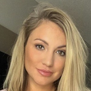 Taylor Wright image 6