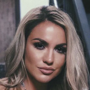 Taylor Wright image 7