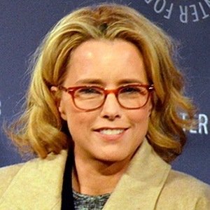 Tea Leoni image 5