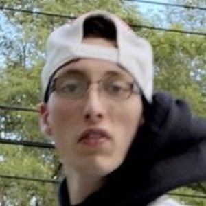 Techn9ne328, 26 (TikTok明星)