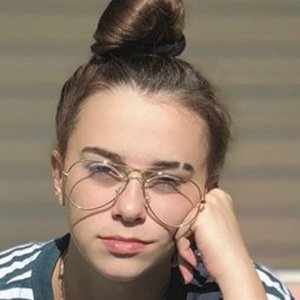 Teia Bui, 21 (TikTok Star)