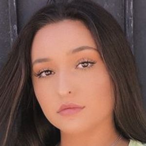 Teilor Grubbs, 24 (TV Actress)