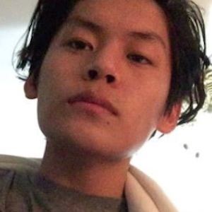 Tenzin Longrig, 26 (YouTube明星)