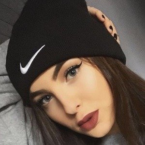 Terez Vebrova image 5