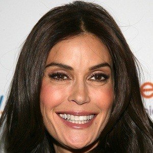 Teri Hatcher image 6