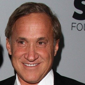 Terry Dubrow, 67 (医生)