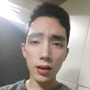 TerryTV, 34 (YouTube Star)