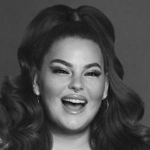 Tess Munster, 40 (Instagram明星)