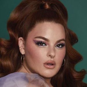 Tess Munster, 40 (Instagram Star)