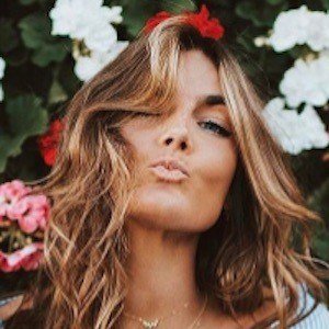 Tessa Barton, 34 (Instagram Star)