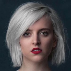 Tessa Netting, 35 (Estrelas do YouTube)