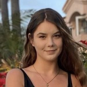 Tessa Peay, 29 (Instagram明星)